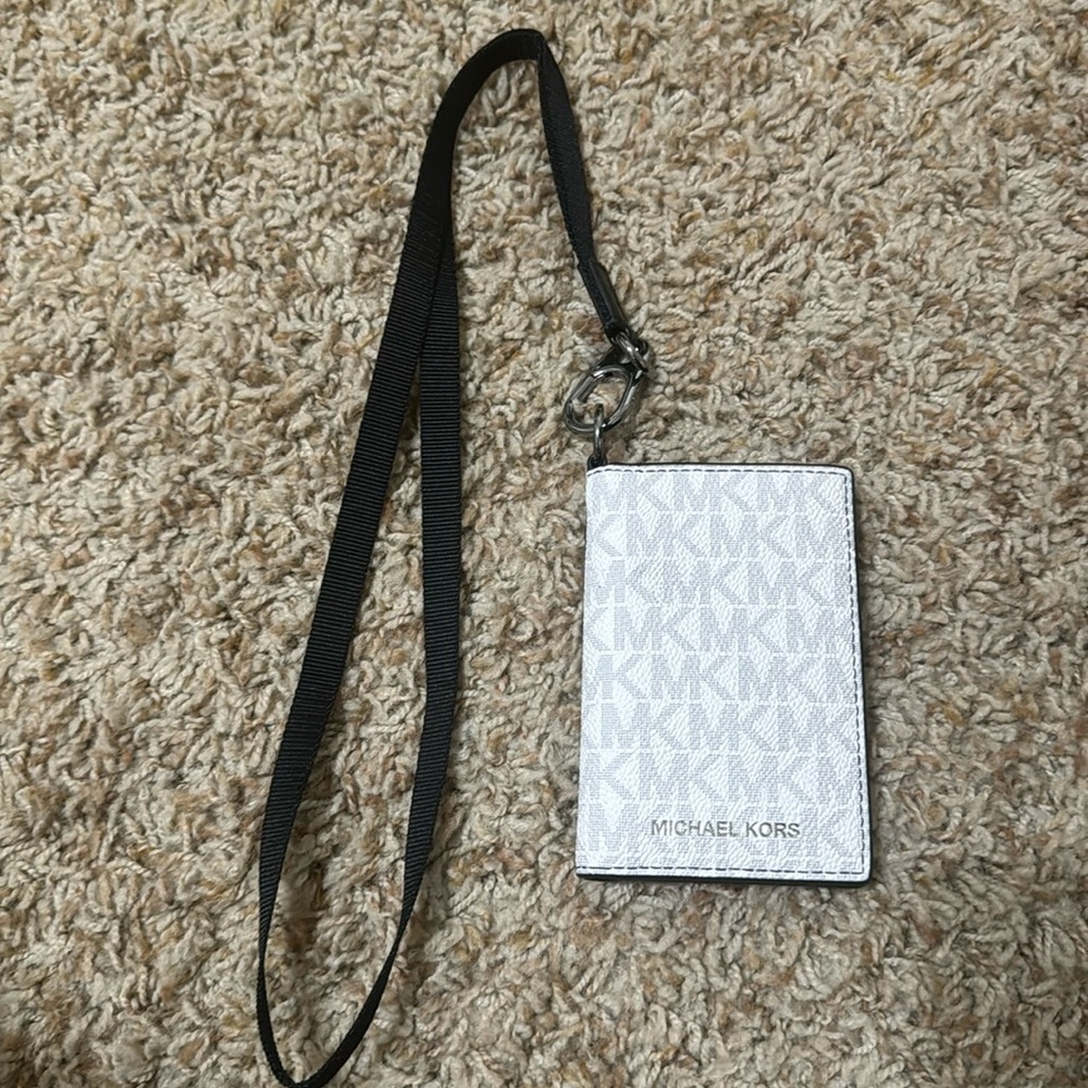 MK lanyard Bifold w/ ID
